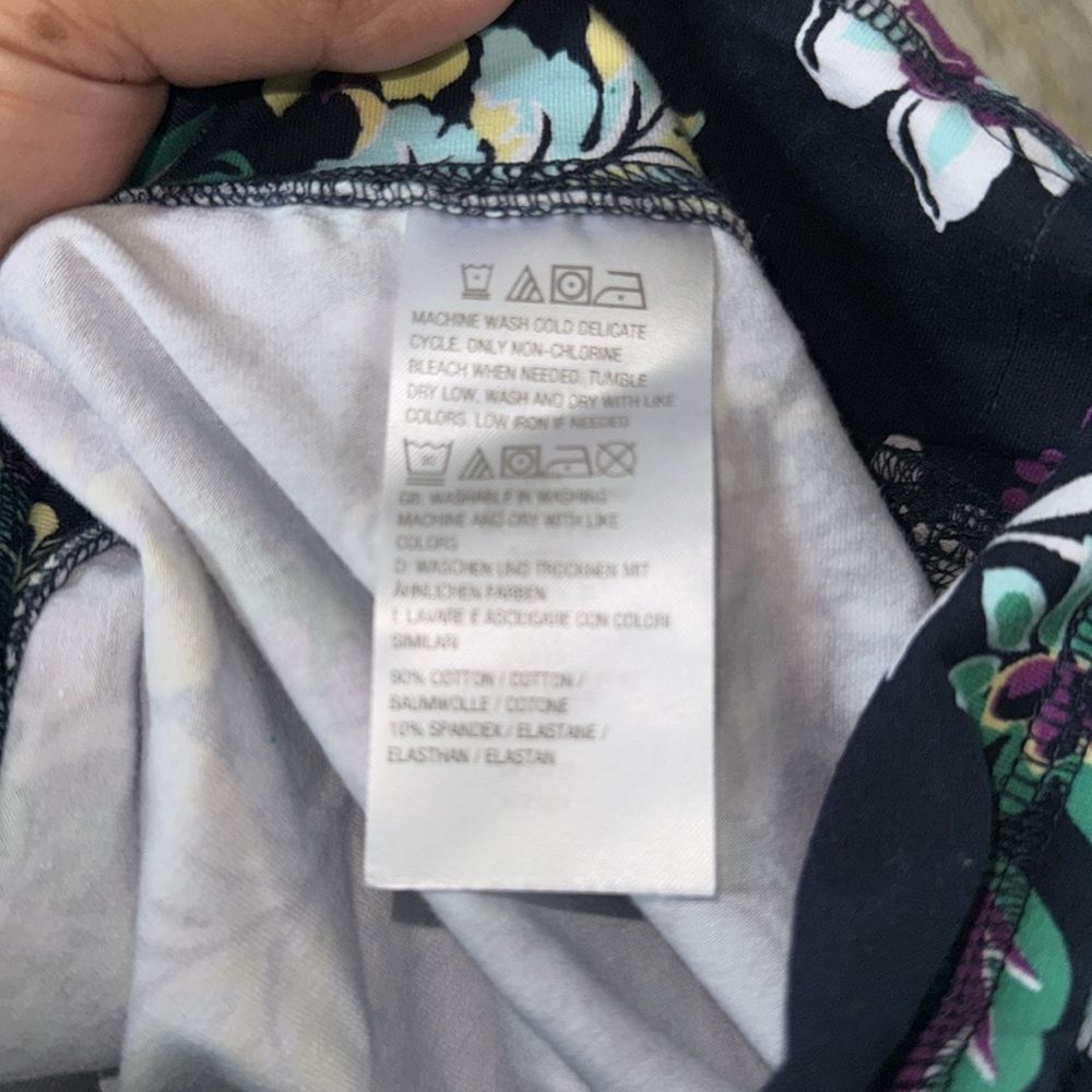 Sport savvy 5xp Floral Print Capri NWOT/NIP - Picture 5 of 8